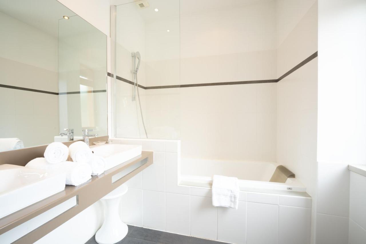 Le Manoir D'Agnes Logis Hotel Restaurant Tarascon-sur-Ariege Bagian luar foto