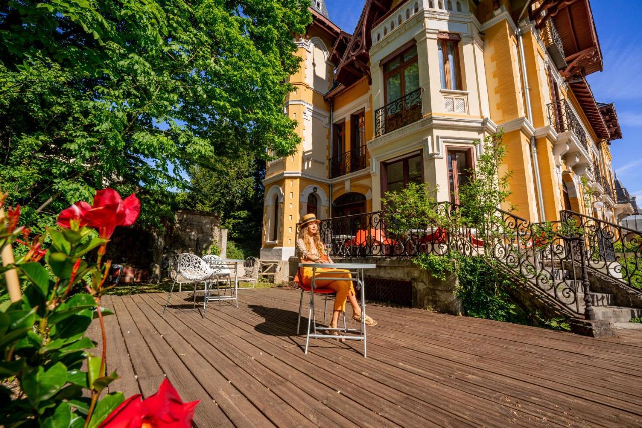 Le Manoir D'Agnes Logis Hotel Restaurant Tarascon-sur-Ariege Bagian luar foto
